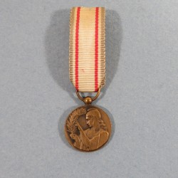 FRANCE REDUCTION DE LA MEDAILLE DE LA RECONNAISSANCE FRANCAISE SECOND MODELE CLASSE ARGENT °