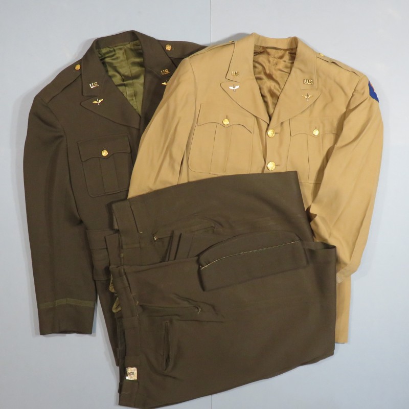 ENSEMBLE SECONDE GUERRE D'UN OFFICIER PILOTE DE L'USAAF NOMINATIF R.J. PITTMAN 7 PIECES