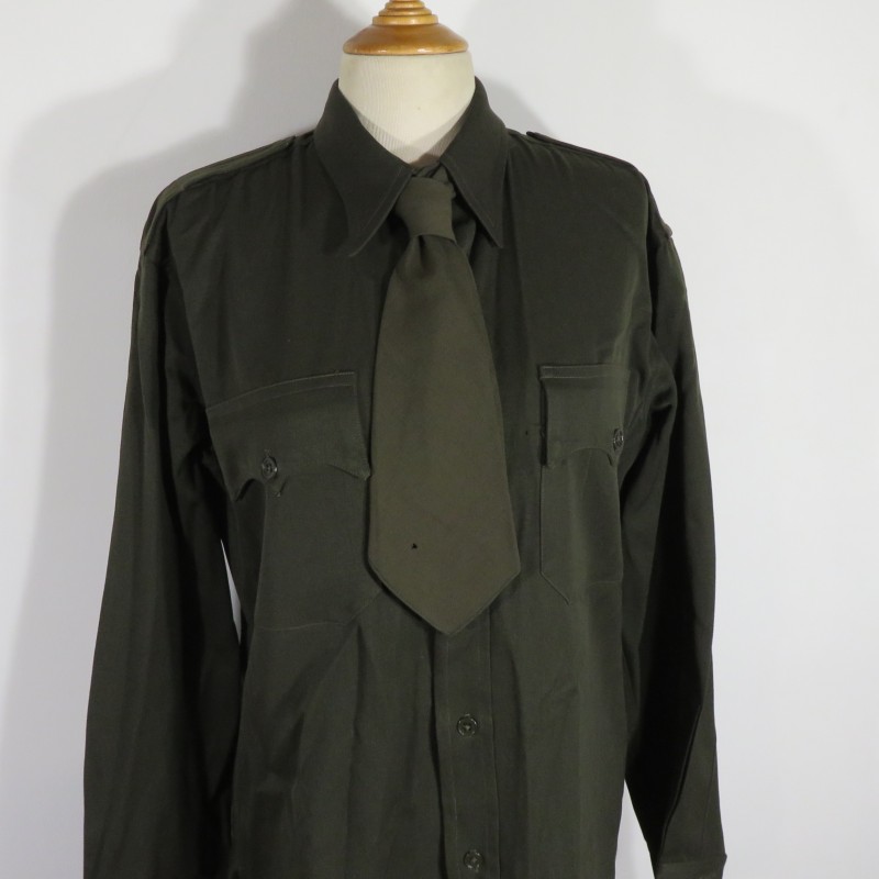 ENSEMBLE SECONDE GUERRE D'UN OFFICIER PILOTE DE L'USAAF NOMINATIF R.J. PITTMAN 7 PIECES