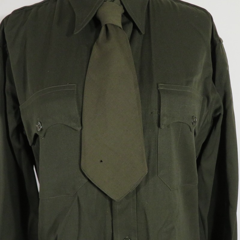 ENSEMBLE SECONDE GUERRE D'UN OFFICIER PILOTE DE L'USAAF NOMINATIF R.J. PITTMAN 7 PIECES