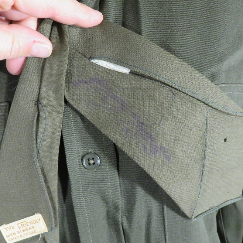ENSEMBLE SECONDE GUERRE D'UN OFFICIER PILOTE DE L'USAAF NOMINATIF R.J. PITTMAN 7 PIECES
