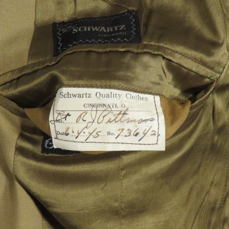 ENSEMBLE SECONDE GUERRE D'UN OFFICIER PILOTE DE L'USAAF NOMINATIF R.J. PITTMAN 7 PIECES