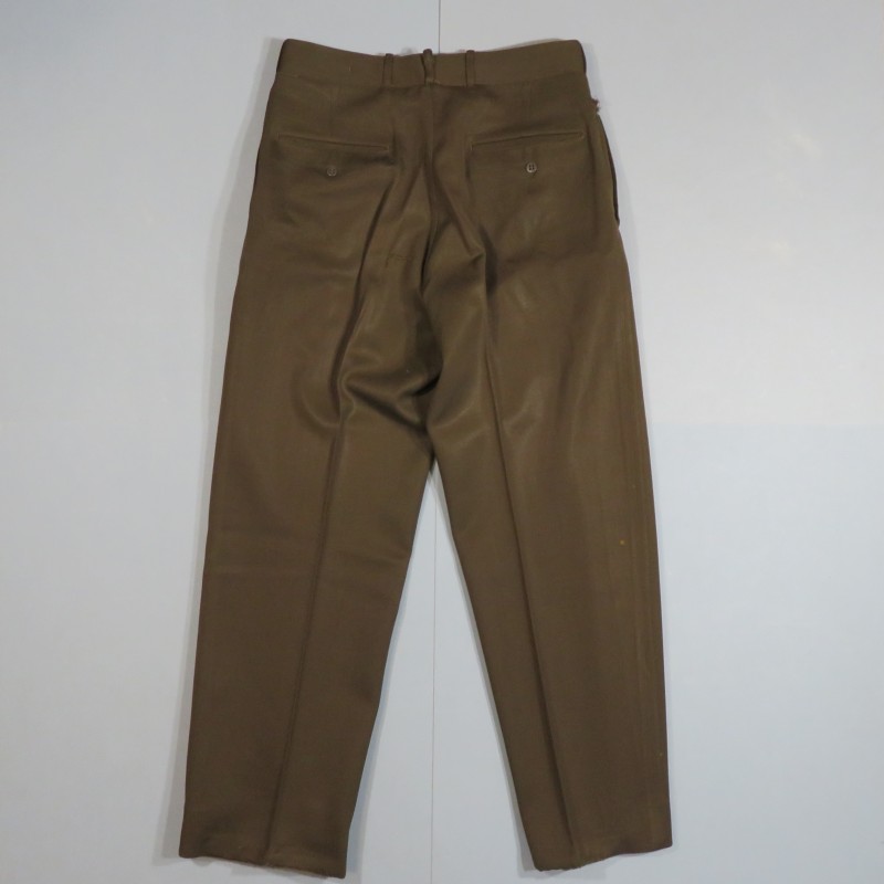 ENSEMBLE SECONDE GUERRE D'UN OFFICIER PILOTE DE L'USAAF NOMINATIF R.J. PITTMAN 7 PIECES