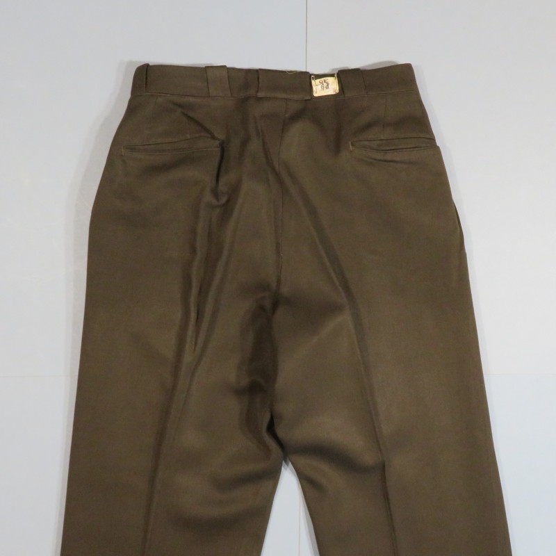 ENSEMBLE SECONDE GUERRE D'UN OFFICIER PILOTE DE L'USAAF NOMINATIF R.J. PITTMAN 7 PIECES