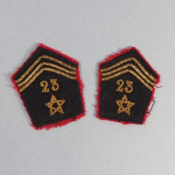 PAIRE DE PATTES DE COL D'OFFICIER DU 23 ème REGIMENT DE SPAHIS MAROCAINS 1924 1958 DISSOUS EN 1962