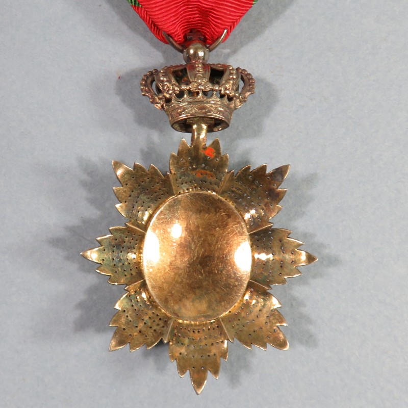 CAMBOGE MEDAILLE D'OFFICIER DE L'ORDRE ROYAL DU CAMBODGE RUBAN DU CAMBODGE ORDRE COLONIAL