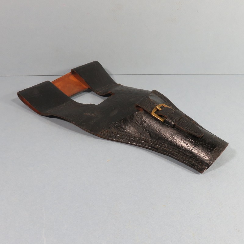 PORTE BAIONNETTE CHASSEPOT 1866 EN CUIR VERNIS NOIR SECOND EMPIRE