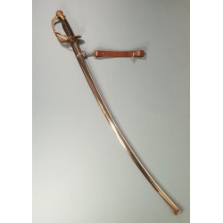 SABRE MODELE 1822 - 1899 POUR OFFICIERS D'ARTILLERIE MANUFACTURE NON MARQUEE AVEC SUSPENTE