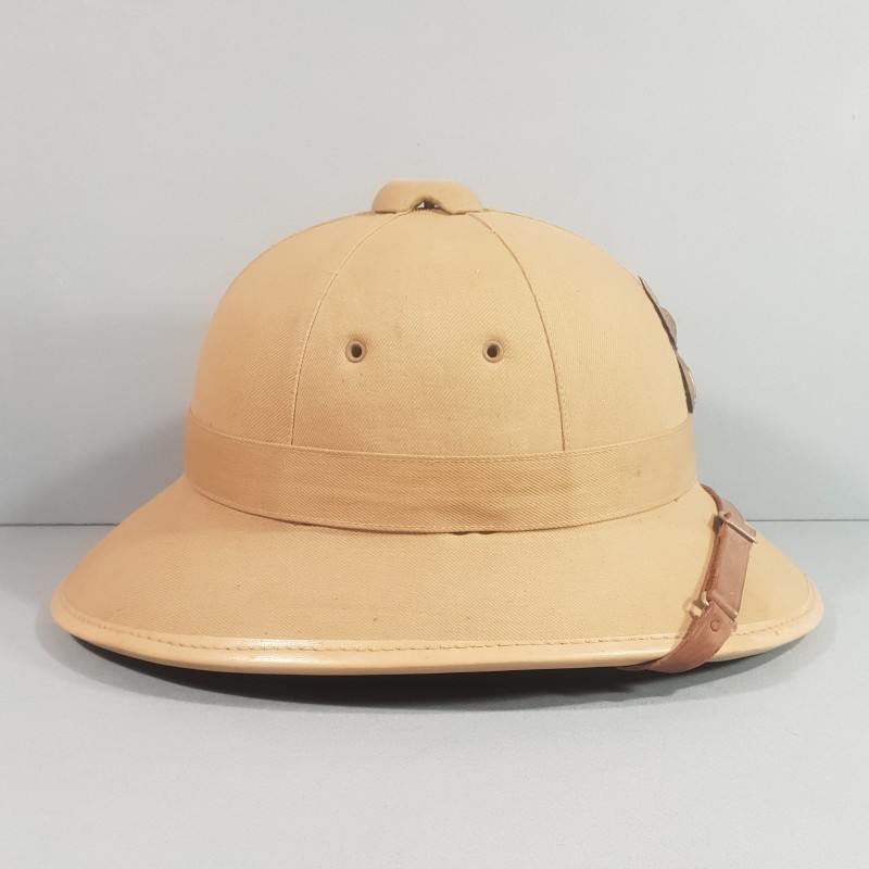 CASQUE COLONIAL GENDARMERIE MODELE 1931 FABRICATION ANNEES 1950 GRENADE ARGENTEE GENDARMERIE COLONIALE