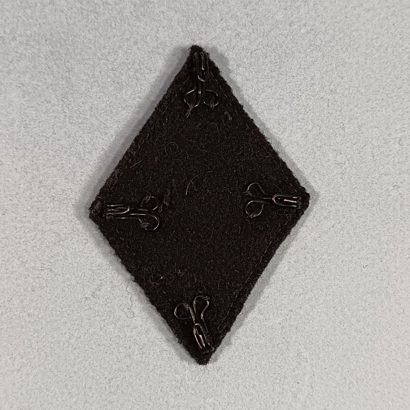 INSIGNE LOSANGE MODELE 1945 DU 1 er RCP REGIMENT DE CHASSEURS PARACHUTISTES 1950 1960
