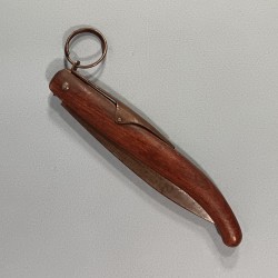 TRES BEAU ET GRAND COUTEAU PLIANT TRES PRISE PAR LES POILUS DE 1914 18 COMME COUTEAU DE TRANCHEES A CRAN D'ARRET