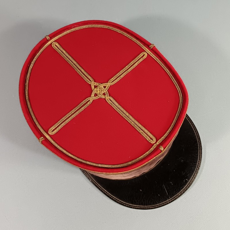 KEPI MODELE 1919 1931 DE LIEUTENANT OU INTERNE POUR DENTISTE DU SERVICE DE SANTE TAILLE 57 VELOUR VIOLET PRUNE