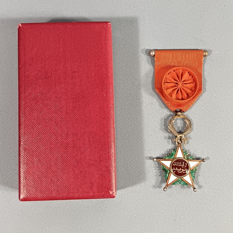 MAROC MEDAILLE D'OFFICIER DE L'ORDRE DU OUISSAM ALAOUITE EN COFFRET WISSAM ORDER OF MOROCCO OFFICER MEDAL