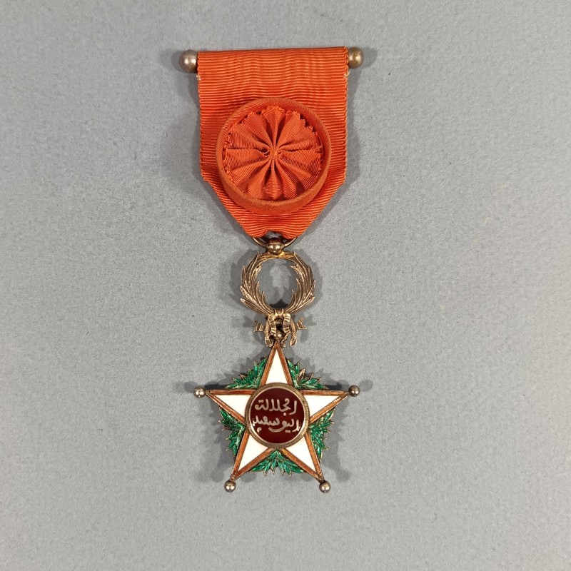 MAROC MEDAILLE D'OFFICIER DE L'ORDRE DU OUISSAM ALAOUITE EN COFFRET WISSAM ORDER OF MOROCCO OFFICER MEDAL