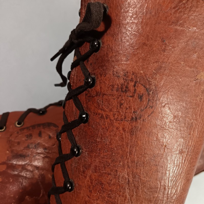 BRODEQUINS MONTANTS ERSATZ MODELE 1917 MODIFIES TAILLE 28/3 42 BELLE MODIFICATION DE GUERRE 1914 1918