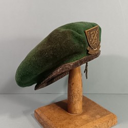BERET VERT DES COMMANDOS MARINE COY INSIGNE PRECOCE ARTHUS BERTRAND PARIS ANNEAUX HORIZONTAUX TAILLE 56/57