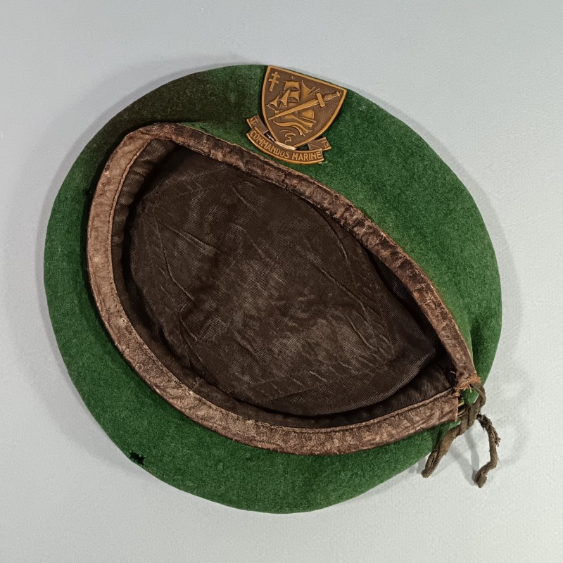 BERET VERT DES COMMANDOS MARINE COY INSIGNE PRECOCE ARTHUS BERTRAND PARIS ANNEAUX HORIZONTAUX TAILLE 56/57