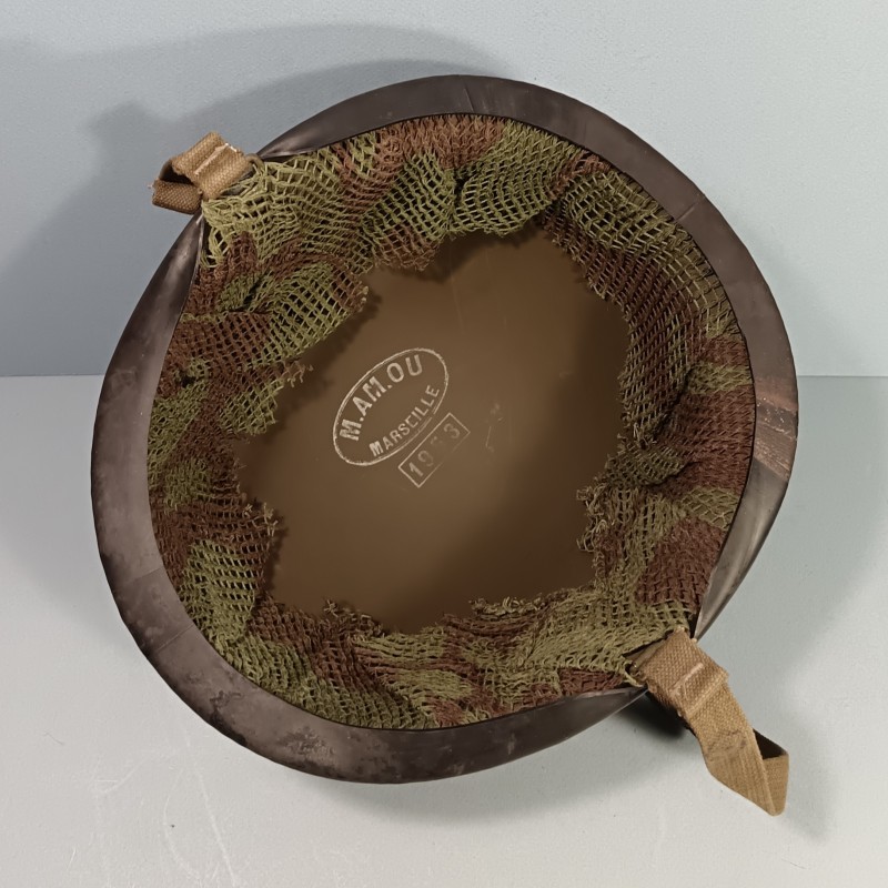 CASQUE FRANCAIS MODELE 1951 AVEC CAMOUFLAGE ET PANSEMENT ETAT NEUF DE STOCK LOURD M.A.MOU 1953 ET LINER THIBAULT 1952