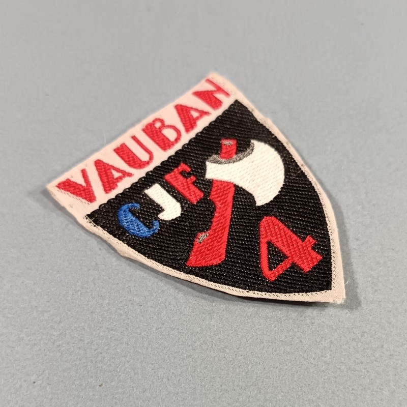 INSIGNE TISSU CHANTIERS DE JEUNESSE CJF 4 VAUBAN (GARD)
