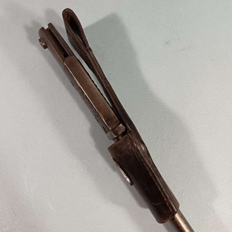 BAIONNETTE ALLEMANDE 98K AVEC SON CUIR FOURREAU ET BAIONNETTE MEME NUMERO ENSEMBLE DATE 1941