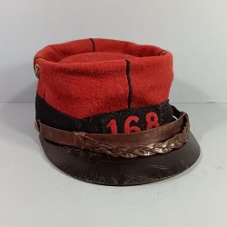 SUPERBE KEPI TROUPE DU 168 ème REGIMENT D'INFANTERIE DE LIGNE MODELE 1884 CHIFFRES ROUGES COUSUS JUGULAIRE TRESSEE TAILLE 57