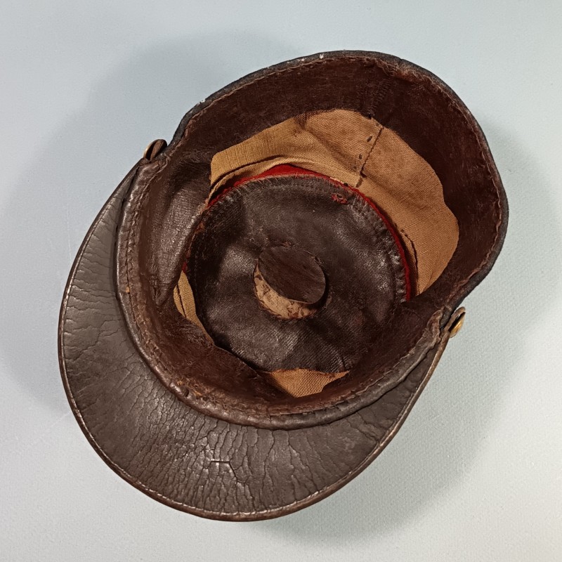 SUPERBE KEPI TROUPE DU 168 ème REGIMENT D'INFANTERIE DE LIGNE MODELE 1884 CHIFFRES ROUGES COUSUS JUGULAIRE TRESSEE TAILLE 57