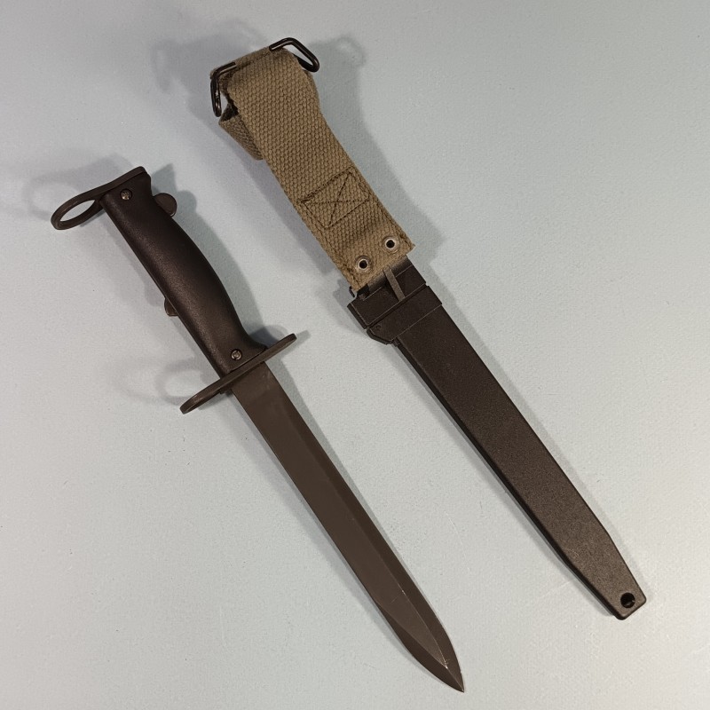BAIONNETTE FRANCAISE MODELE FAMAS F1 MARQUAGES BAIONNETTE ET FOURREAU DLT 83 DUROL COUTELLERIE A THIERS