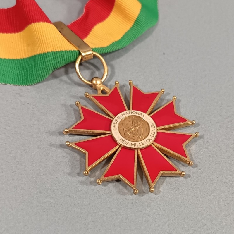 RWANDA MEDAILLE DE COMMANDEUR DE L'ORDRE DES MILLE COLLINES THOUSAND HILLS ORDER MEDAL
