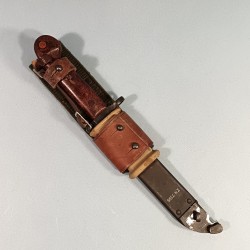 BAIONNETTE MODELE ROUMAIN KALACHNIKOV AK 47 COMPLETTE AVEC PORTE BAIONNETTE ET QUASI NEUVE DE STOCK