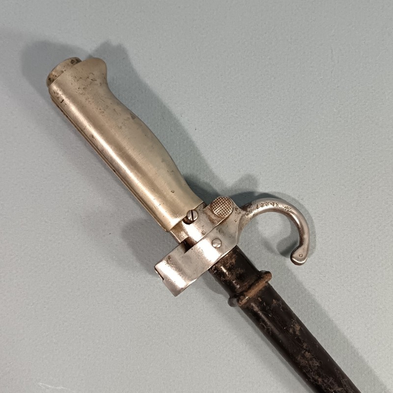 BAIONNETTE LEBEL MODELE 1886 - 93 RACCOURCIE OU MODIFIEE R35 AVEC QUILLON POIGNEE MAILLECHORT "LA ROSALIE"