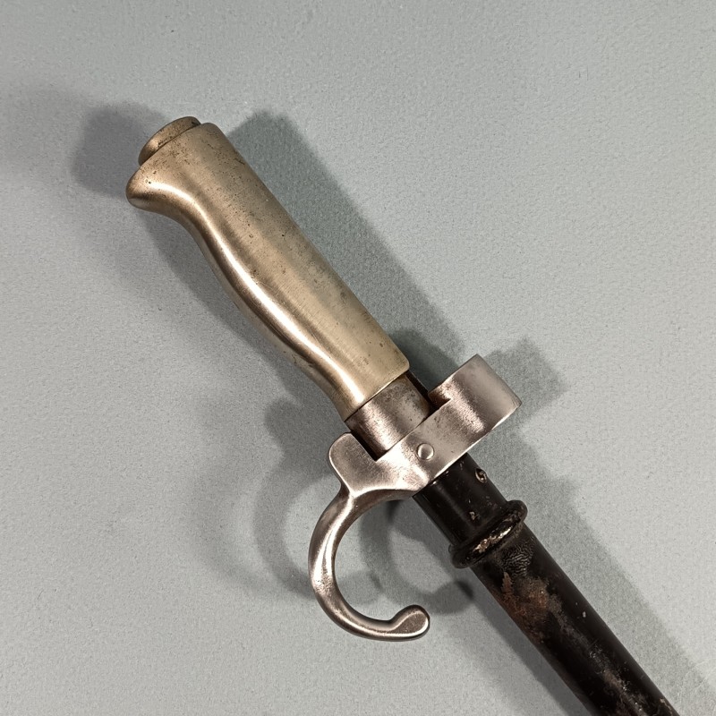 BAIONNETTE LEBEL MODELE 1886 - 93 RACCOURCIE OU MODIFIEE R35 AVEC QUILLON POIGNEE MAILLECHORT "LA ROSALIE"