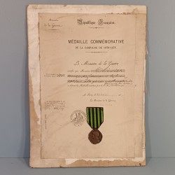 DIPLOME ET MEDAILLES DES ANCIENS COMBATTANTS GUERRE DE 1870 1871 ATTRIBUEE A UN SOLDAT DE LA GARDE MOBILE DES BOUCHES DU RHONE
