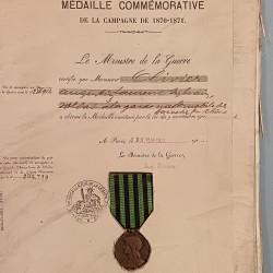 DIPLOME ET MEDAILLES DES ANCIENS COMBATTANTS GUERRE DE 1870 1871 ATTRIBUEE A UN SOLDAT DE LA GARDE MOBILE DES BOUCHES DU RHONE