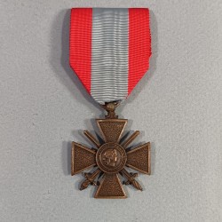 CROIX DES TOE THEATRES DES OPERATIONS EXTERIEURS NEUVE EN BOITE CARTON