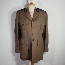 UNIFORME MODELE 1939 D'UN COLONEL DE CAVALERIE ETAT MAJOR VESTE ET PANTALON FABRICATION NOMINATIVE DATEE 1953