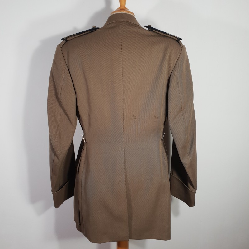 UNIFORME MODELE 1939 D'UN COLONEL DE CAVALERIE ETAT MAJOR VESTE ET PANTALON FABRICATION NOMINATIVE DATEE 1953