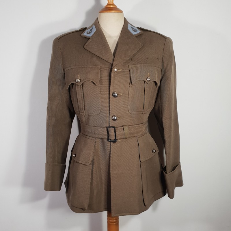 UNIFORME MODELE 1939 D'UN OFFICIER ECOLE DE CAVALERIE ETAT MAJOR TROUPES D'AFRIQUE VESTE ET PANTALON TIRAILLEURS