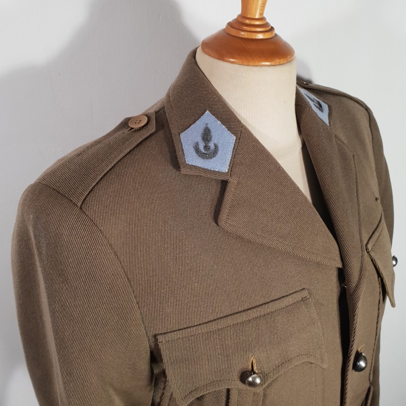 UNIFORME MODELE 1939 D'UN OFFICIER ECOLE DE CAVALERIE ETAT MAJOR TROUPES D'AFRIQUE VESTE ET PANTALON TIRAILLEURS