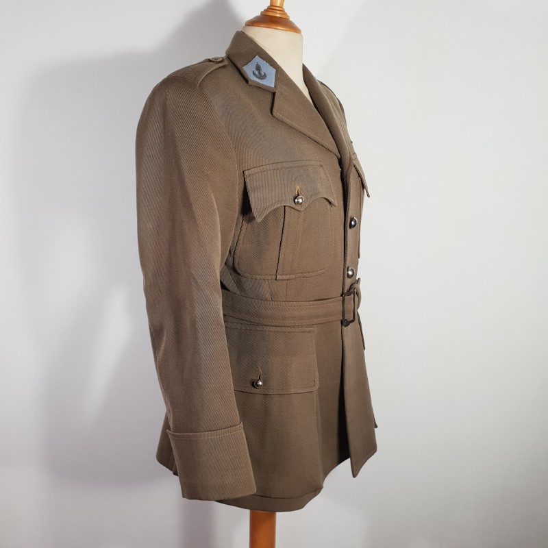 UNIFORME MODELE 1939 D'UN OFFICIER ECOLE DE CAVALERIE ETAT MAJOR TROUPES D'AFRIQUE VESTE ET PANTALON TIRAILLEURS