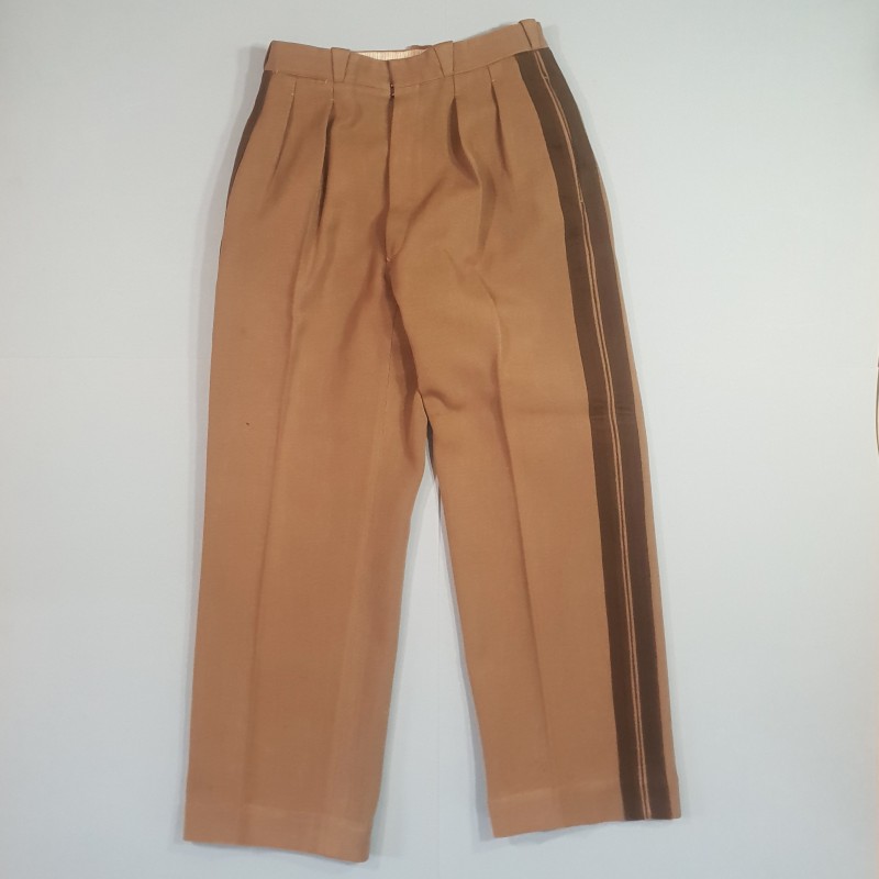 UNIFORME MODELE 1939 D'UN OFFICIER ECOLE DE CAVALERIE ETAT MAJOR TROUPES D'AFRIQUE VESTE ET PANTALON TIRAILLEURS