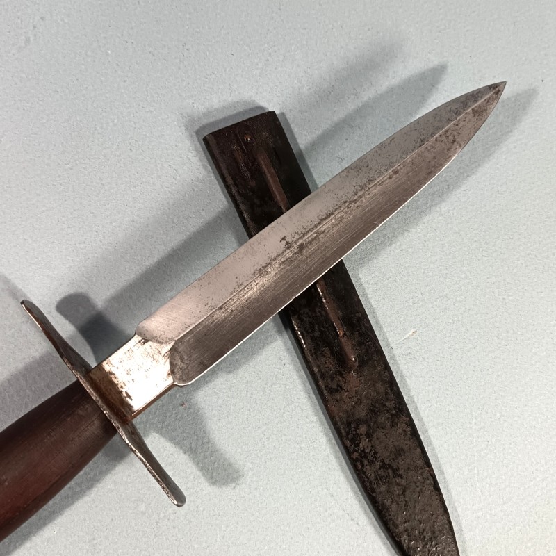 COUTEAU DE TRANCHEES VENGEUR DE 1870 FABRICATION MARQUEE GONON 41 GUERRE 1914 1918 NETTOYEUR DE TRANCHEES