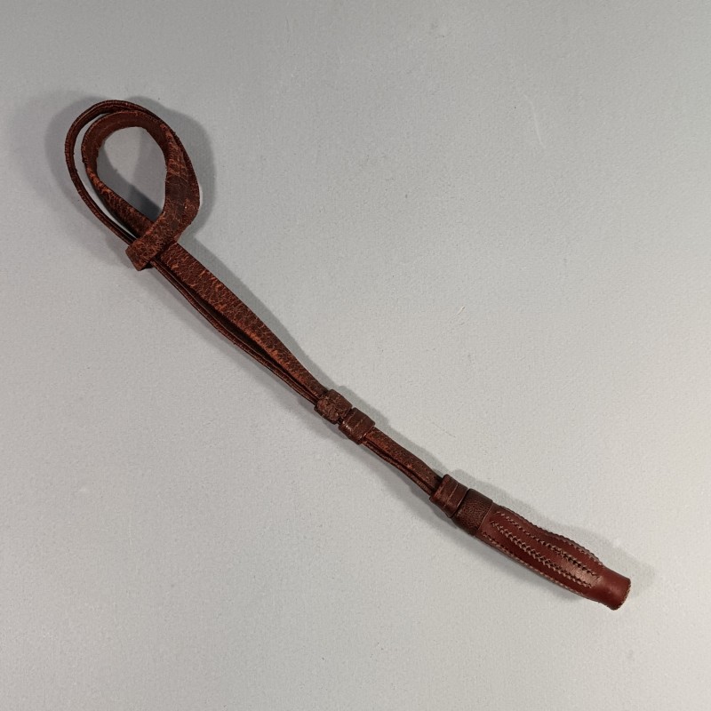 DRAGONNE EN CUIR MARRON POUR SABRE FRANCAIS OFFICIER MODELE 1822 1845 1882 OFFICIER CAVALERIE INFANTERIE LONGUEUR 50 cm