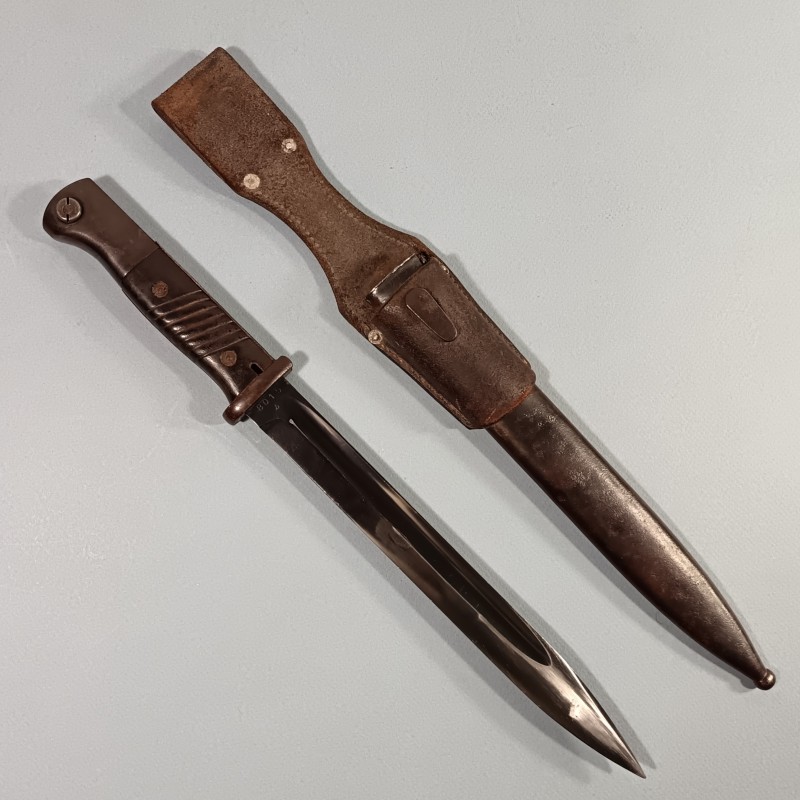 BAIONNETTE ALLEMANDE 98K AVEC SON CUIR FOURREAU ET BAIONNETTE MEME NUMERO DATE 1940 CUIR REGIMENTE LUFTWAFFE
