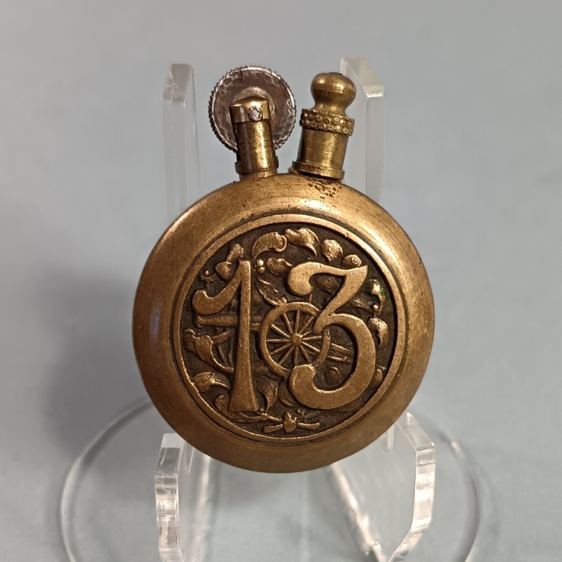 BRIQUET DE POILUS LE BAISE PATRIOTE ET 13 PORTE BONHEUR ARTISANAT DE TRANCHEES SOUVENIR GUERRE 1914 - 1918