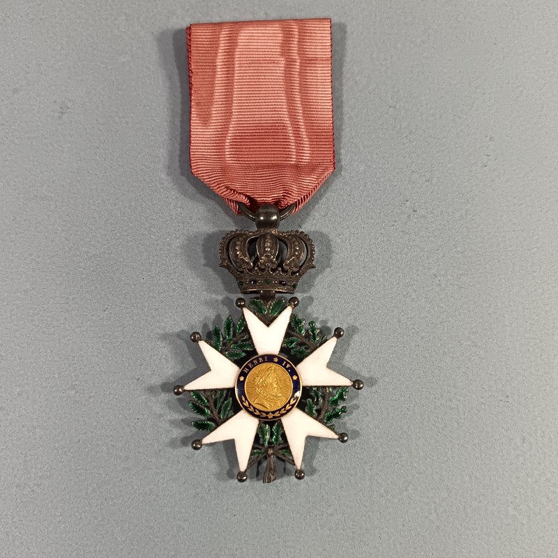 FRANCE MEDAILLE DE CHEVALIER DE L'ORDRE DE LA LEGION D'HONNEUR MODELE MONARCHIE DE JUILLET 1830 1848 LOUIS PHILIPPE