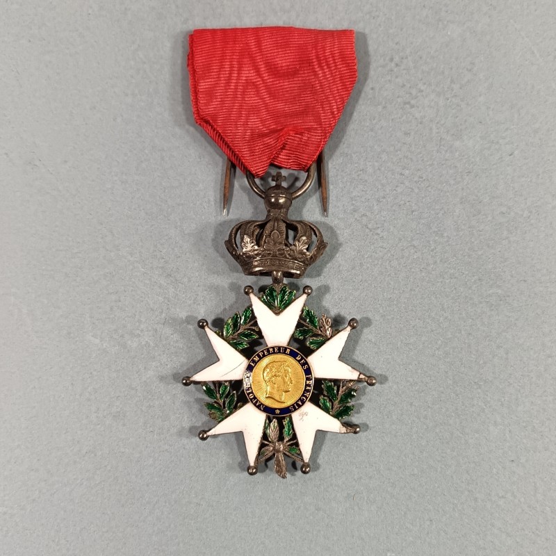 FRANCE MEDAILLE DE CHEVALIER DE L'ORDRE DE LA LEGION D'HONNEUR NAPOLEON III PRESIDENCE 1851 1852
