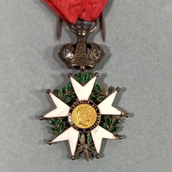 FRANCE MEDAILLE DE CHEVALIER DE L'ORDRE DE LA LEGION D'HONNEUR NAPOLEON III PRESIDENCE 1851 1852