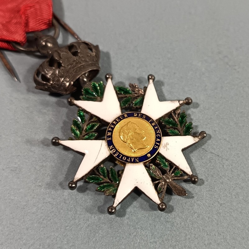 FRANCE MEDAILLE DE CHEVALIER DE L'ORDRE DE LA LEGION D'HONNEUR NAPOLEON III PRESIDENCE 1851 1852
