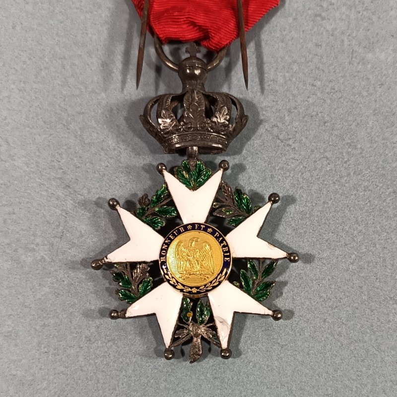 FRANCE MEDAILLE DE CHEVALIER DE L'ORDRE DE LA LEGION D'HONNEUR NAPOLEON III PRESIDENCE 1851 1852