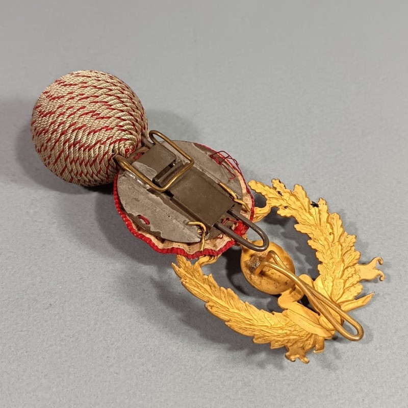 ATTRIBUT ET POMPON DE KEPI D'ADJUDANTS MODELE 1886 OFFICIER D'ADMINISTRATION DU SERVICE DE L'ARTILLERIE ET DU GENIE